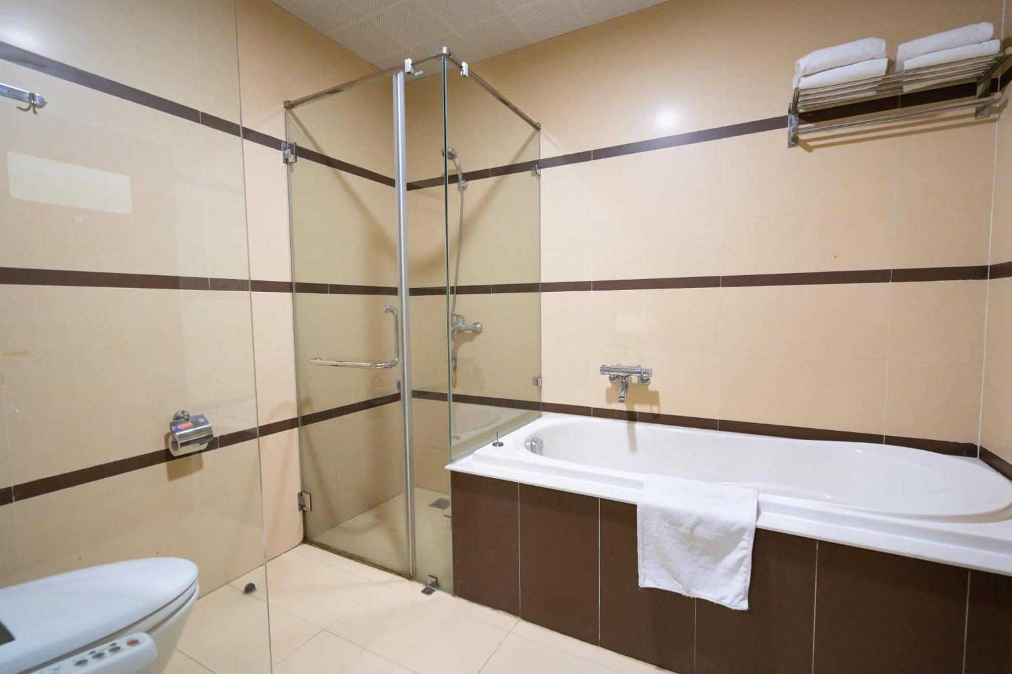 Cindy Hotel & Apartments - Khach San Can Ho O Trung Tam Tp Хайфон Экстерьер фото